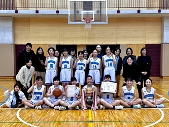 女バス集合写真 - コピー (2)